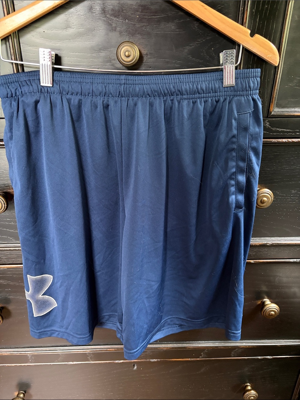 BOYS UNDER ARMOUR ATHLETIC SHORTS